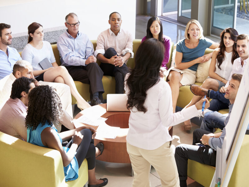 Meeting between staff members.